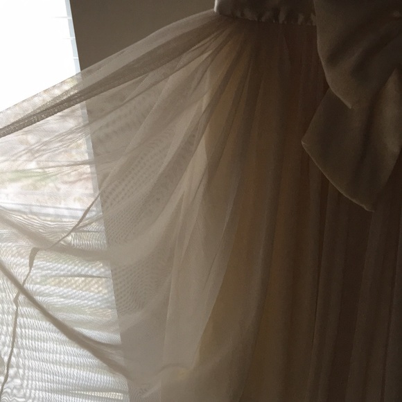 Cream Dress - Picture 3 of 5